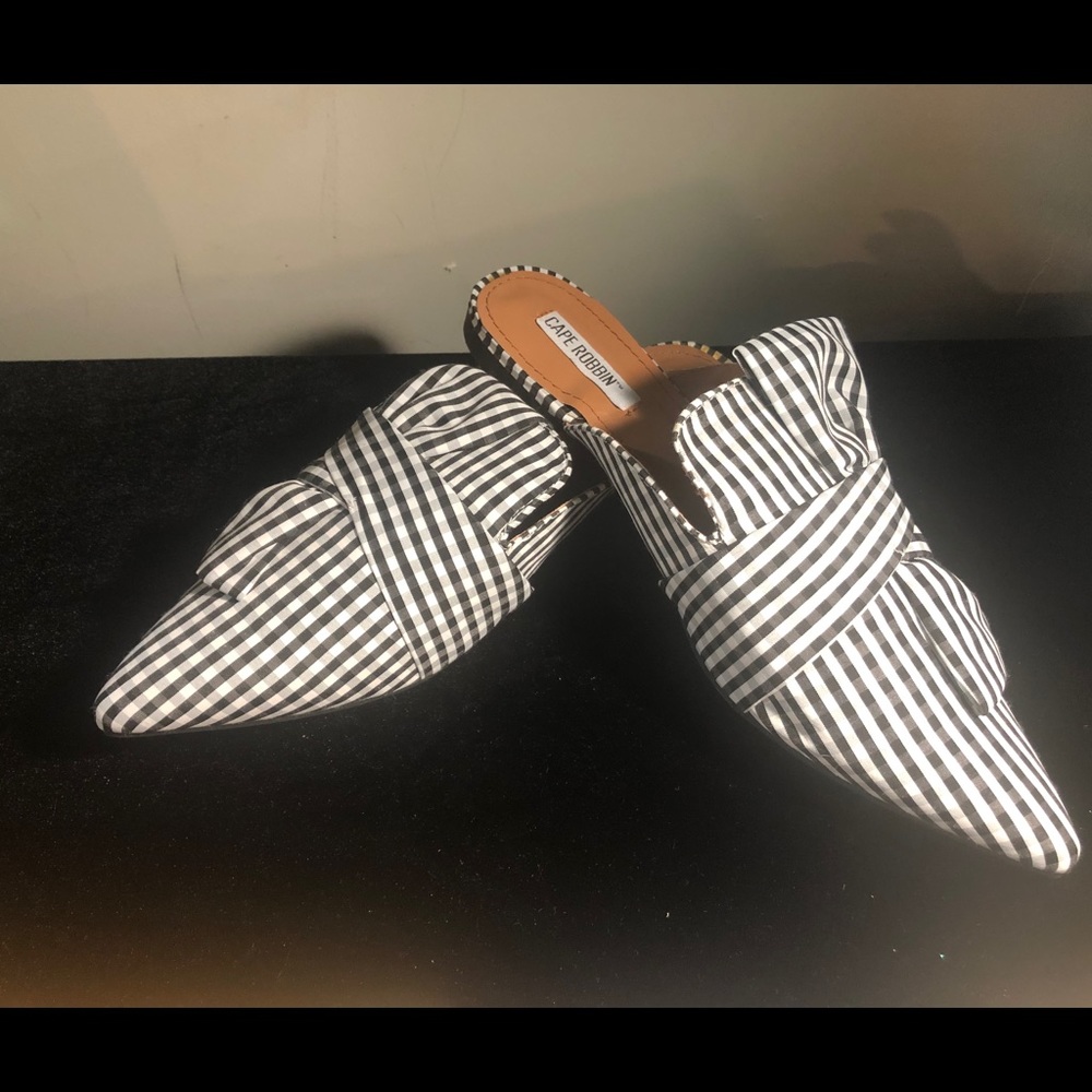 Cape Robbin shoes